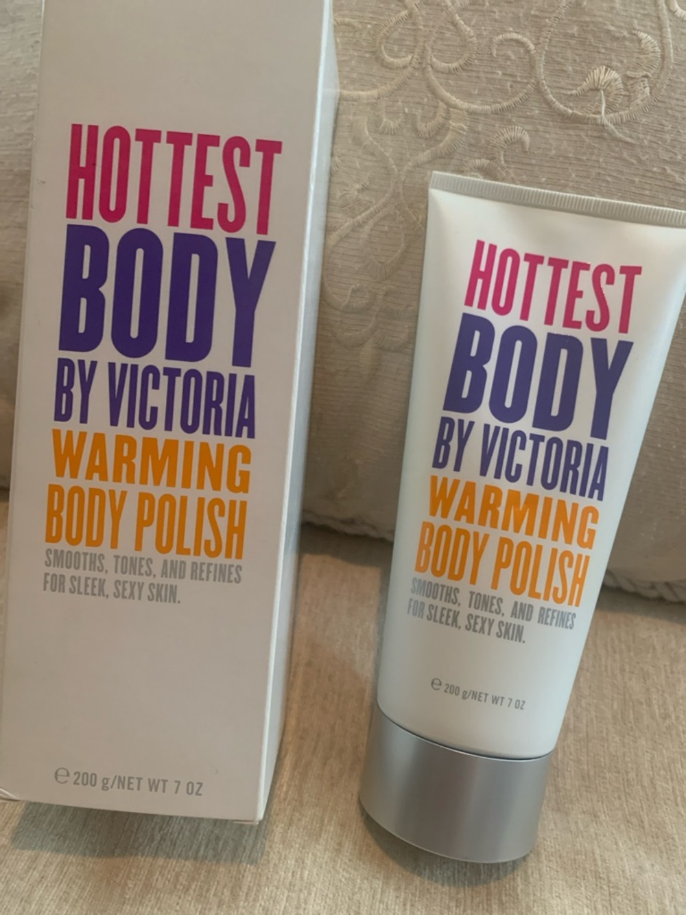 Victoria's Secret Hottest Body Warming Body Polish - White/Pink/Purple/Orange